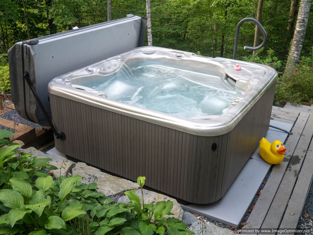 Hot Tub Landscaping on a Budget